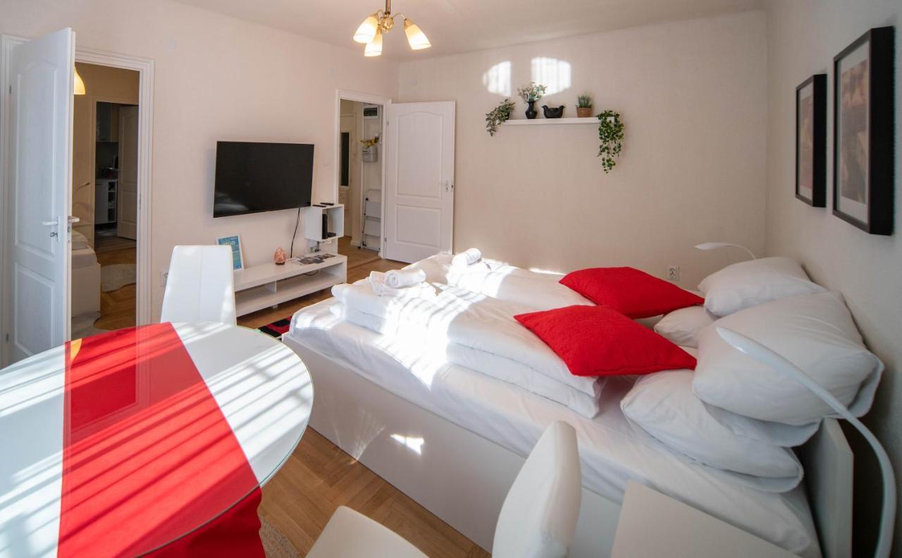 Free Parking Riverwalk Home - 4 Ppl,Wi-Fi,Ac, Tv Budapest Exterior photo